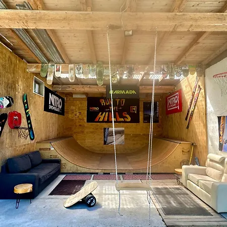 Haus Riverside 公寓 *