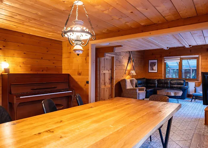 Haus Riverside شقة